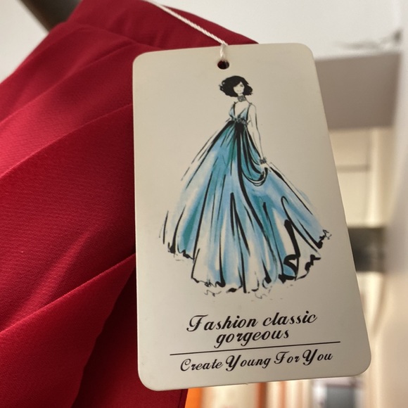 Stunning Red Full Length Evening Gown…NEW w/ Tags!!!! - Picture 3 of 4